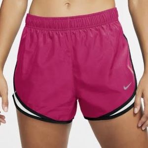 Nike women’s Dri-fit Tempo Running shorts